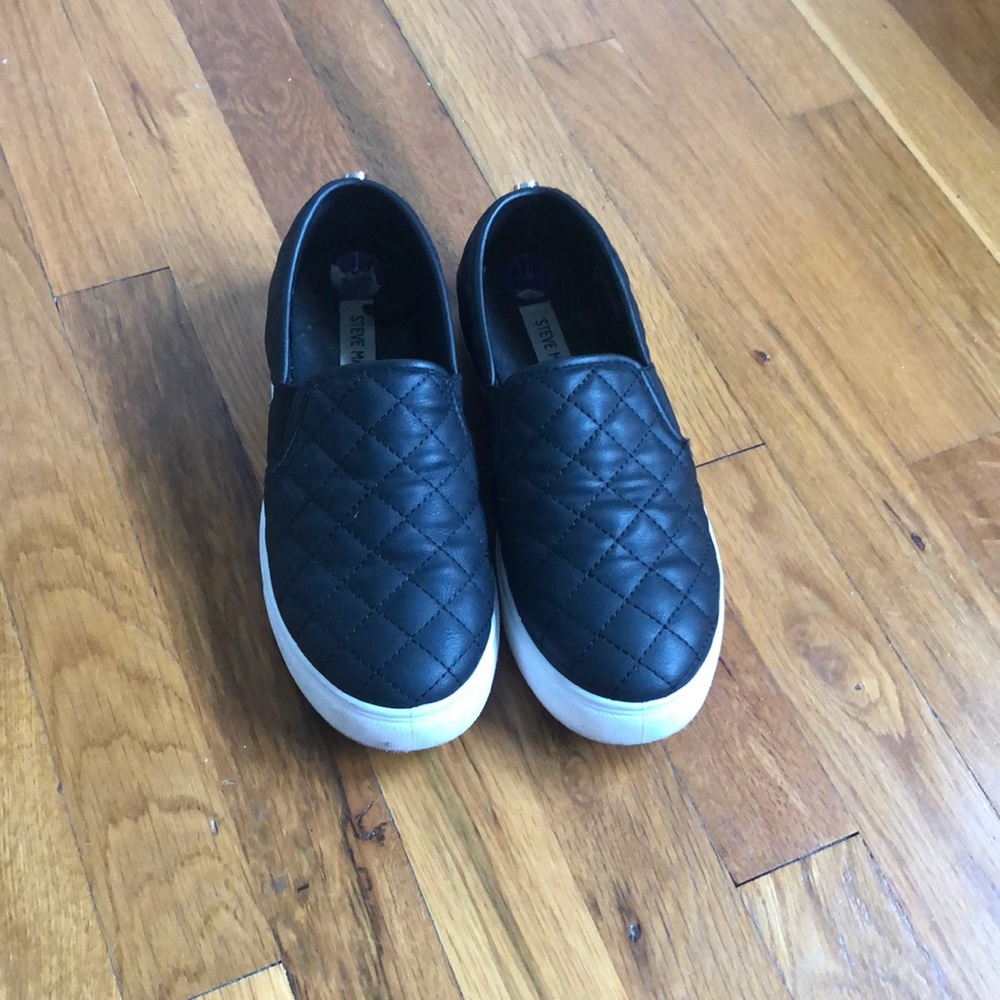 slip on steve madden shoes